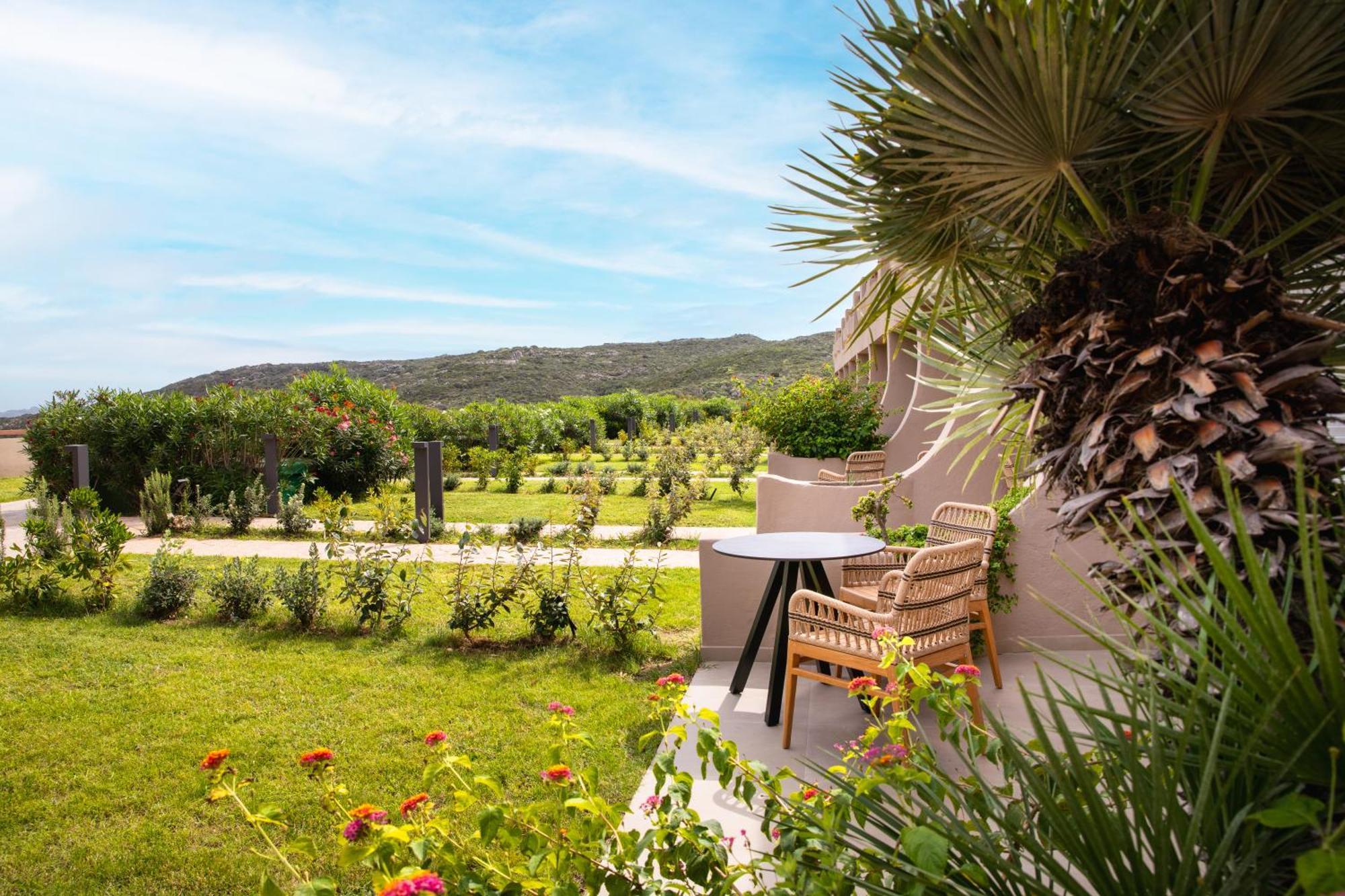 Mangia'S Sardinia Resort - New Opening Санта Тереза Галура Екстериор снимка